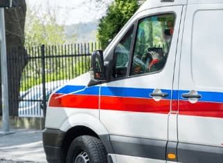 Trasporto con ambulanze civili private Servizio ambulanza per cittadini