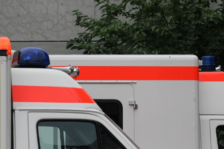 Come si presenta fuori l'ambulanza civile privata? Esterno dell'ambulanza privata
